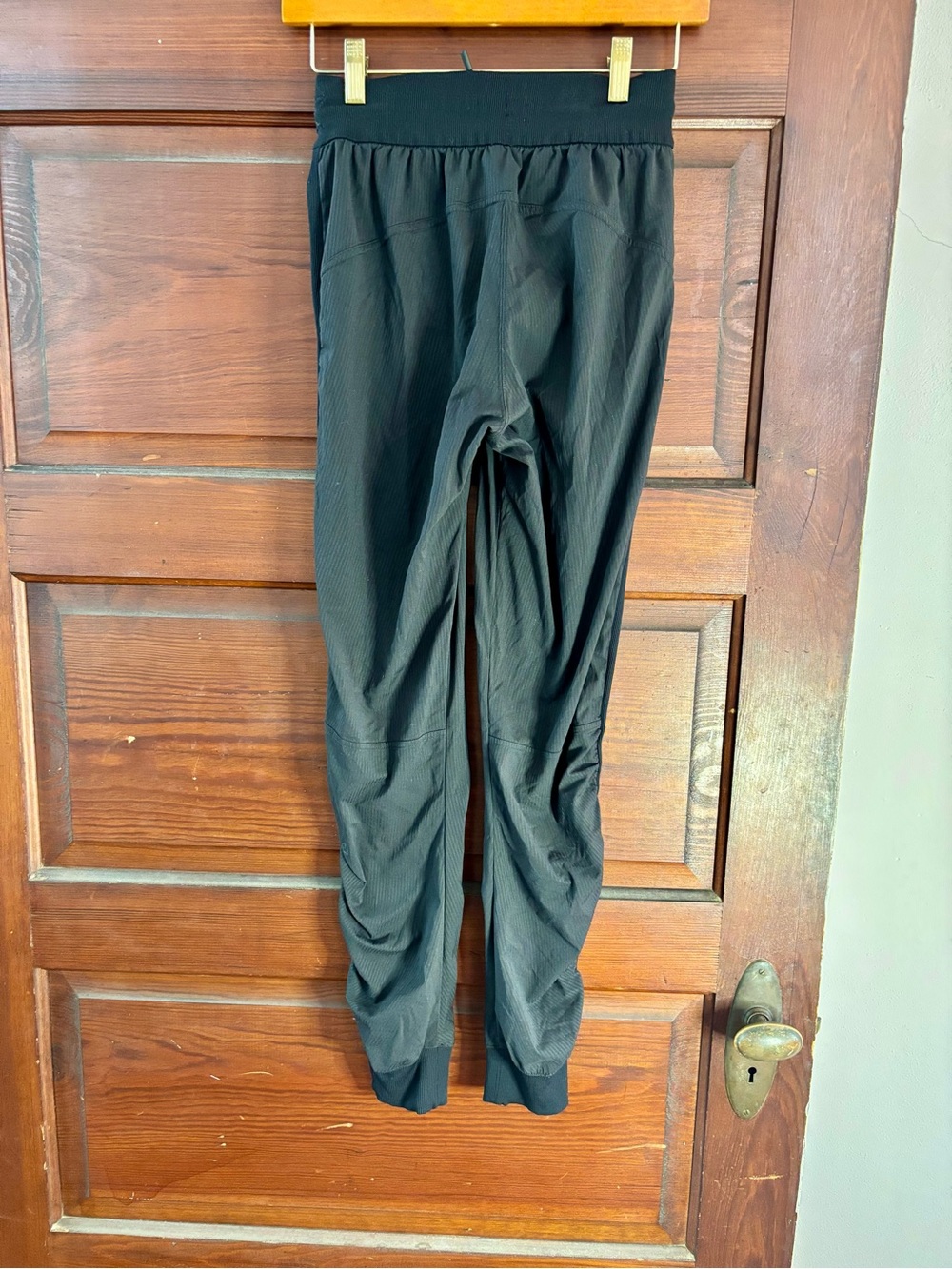 Lululemon Women’s Dance Studio Jogger *29" Unlined in Black - Picture 3 of 12